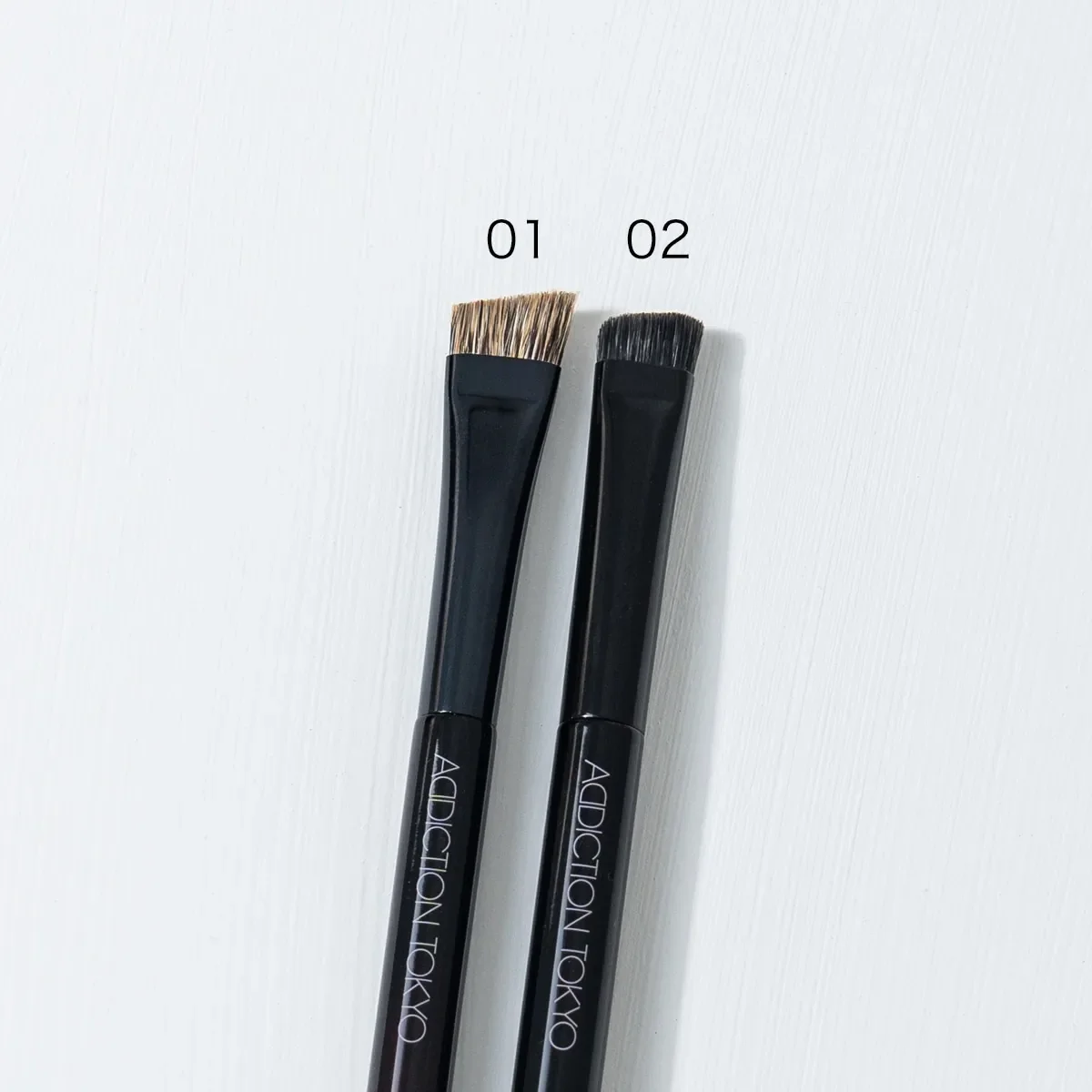 Addiction Eyebrow Brush 01 - Image 2