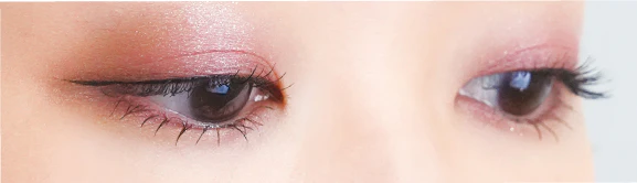 Canmake Petit Palette Eyes - Image 2