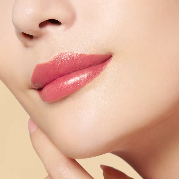 Cle de Peau Beaute Le Rouge Precieux - Image 15
