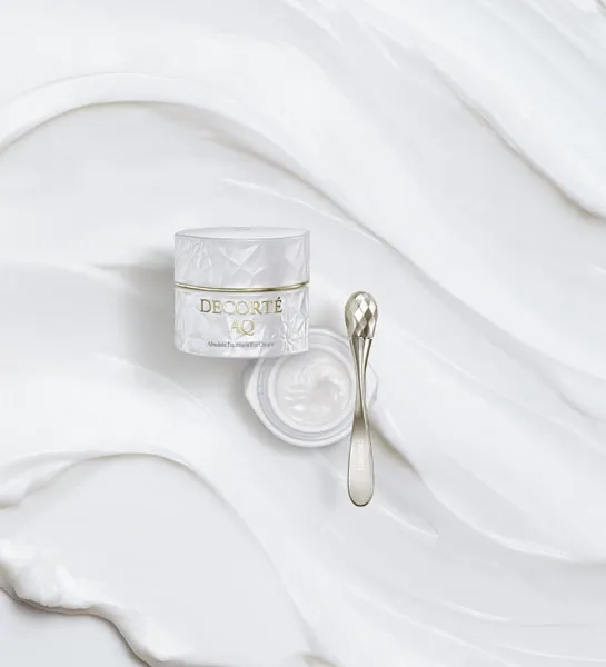 Decorte AQ Absolute Eye Cream Tight Focus - Image 2