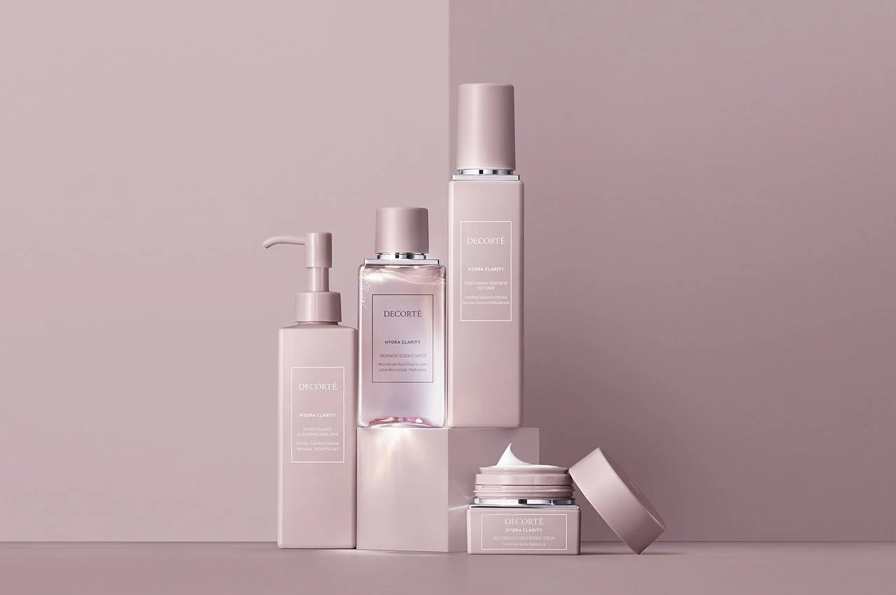 Decorte Hydraclarity Micro Essence Cleansing Emulsion - Image 2