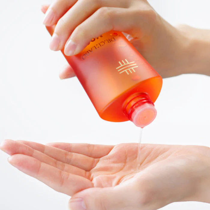 Dr. Ci: Labo VC100 Essence Lotion EX - Image 2
