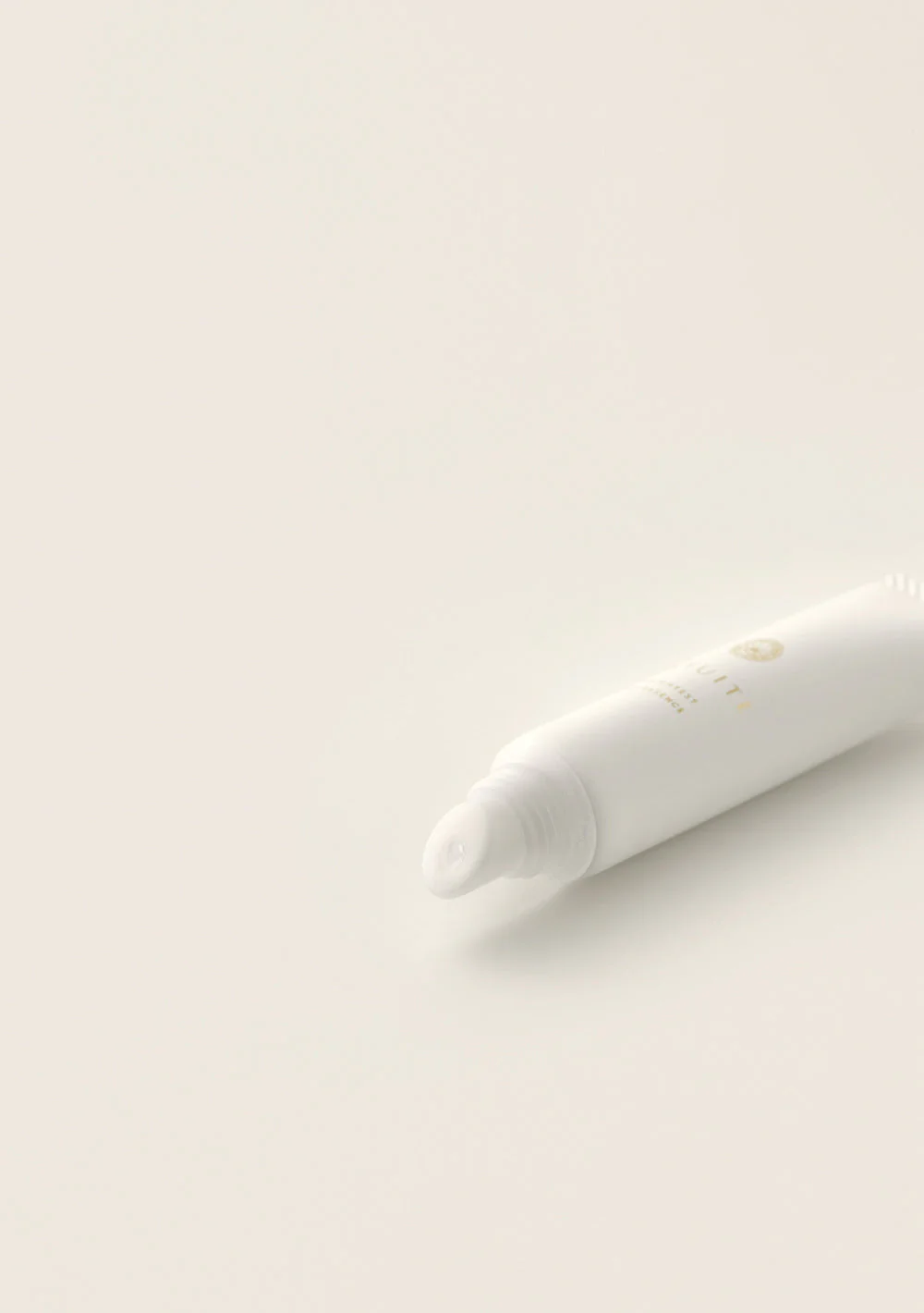 Fatuite Brightest Lip Essence - Image 3