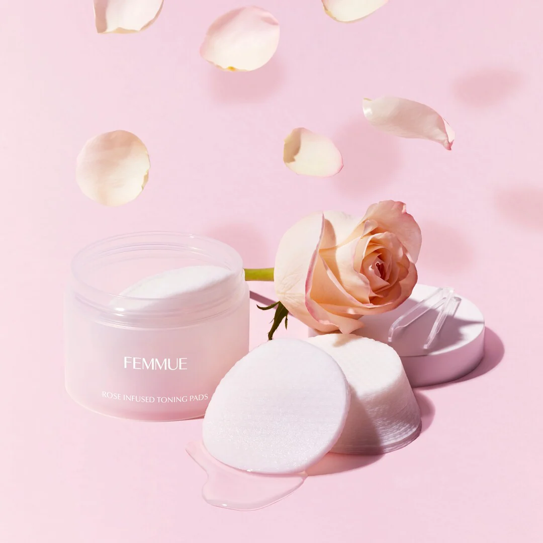 Femmue Rose Infused Toning Pad - Image 5