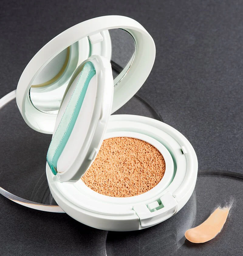 Haku Medicinal Serum Cushion Compact - Image 2