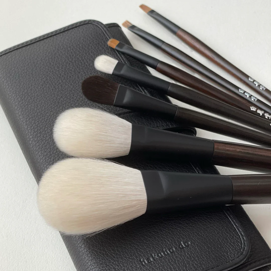 Hakuhodo Ebony Seven Piece Set N - Image 5