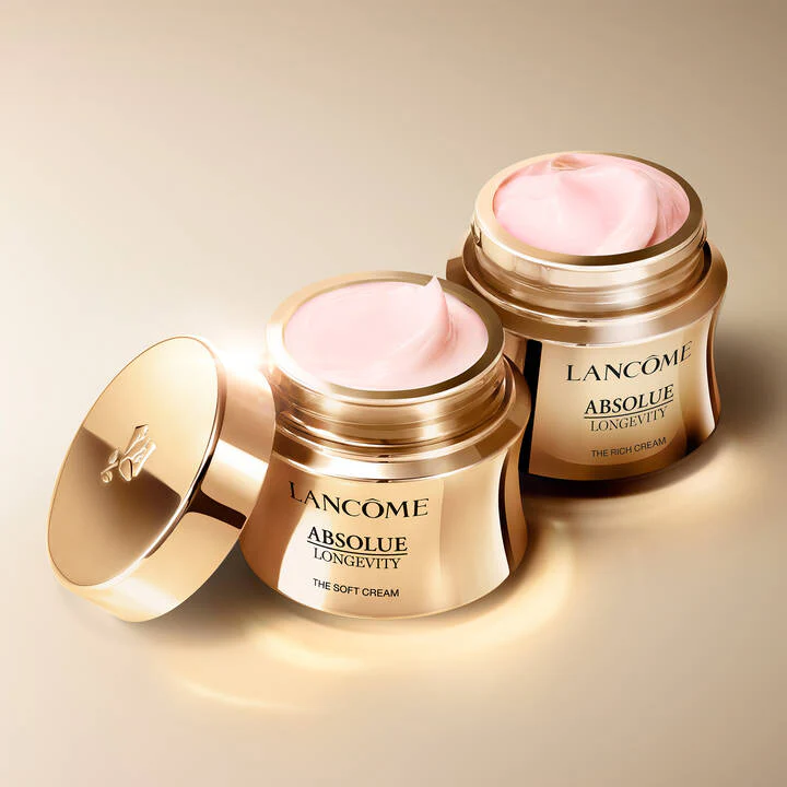 Lancome Absolue Regenerating Brightening Rich Cream - Image 6