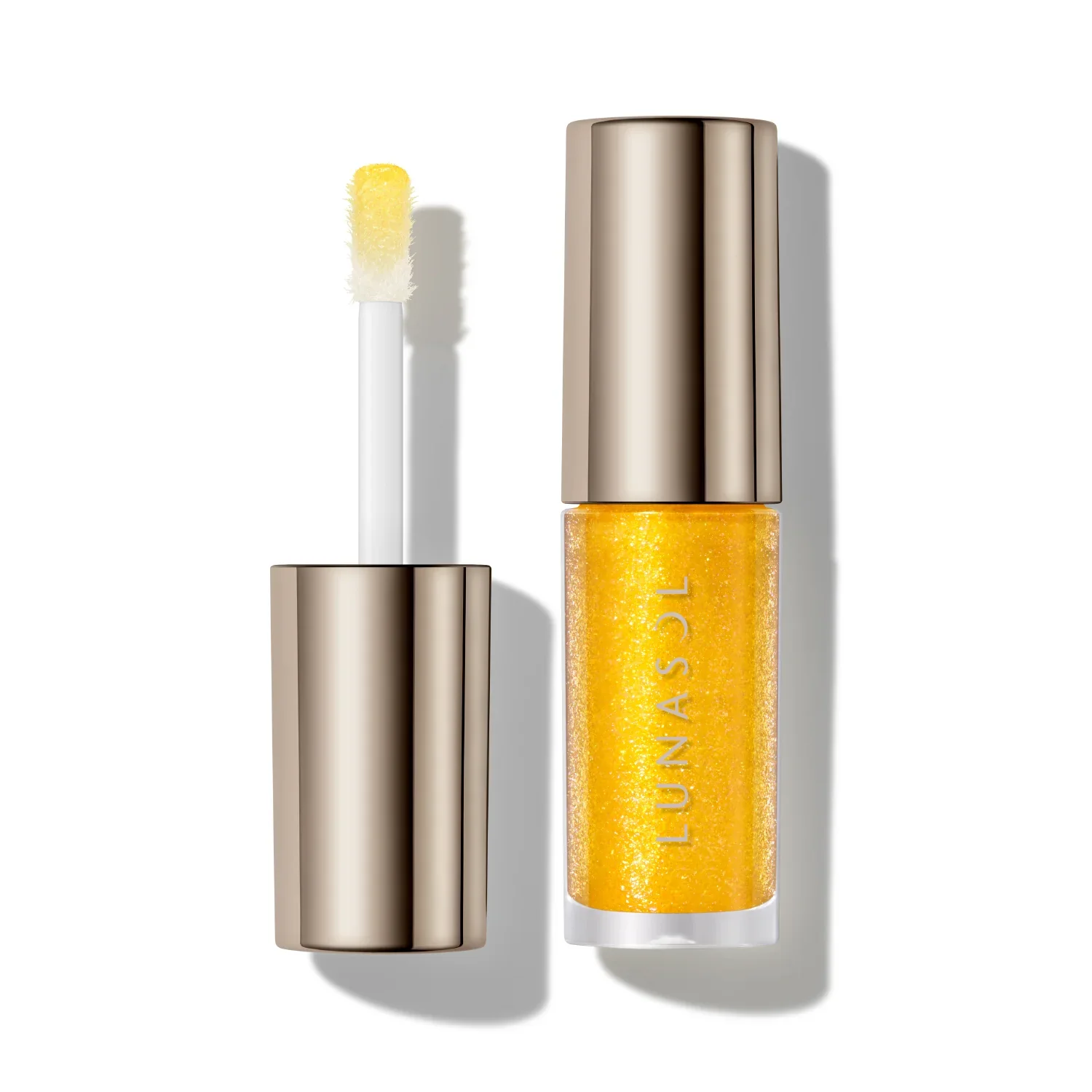 Lunasol Dewy Reflect Lip Oil - Image 9