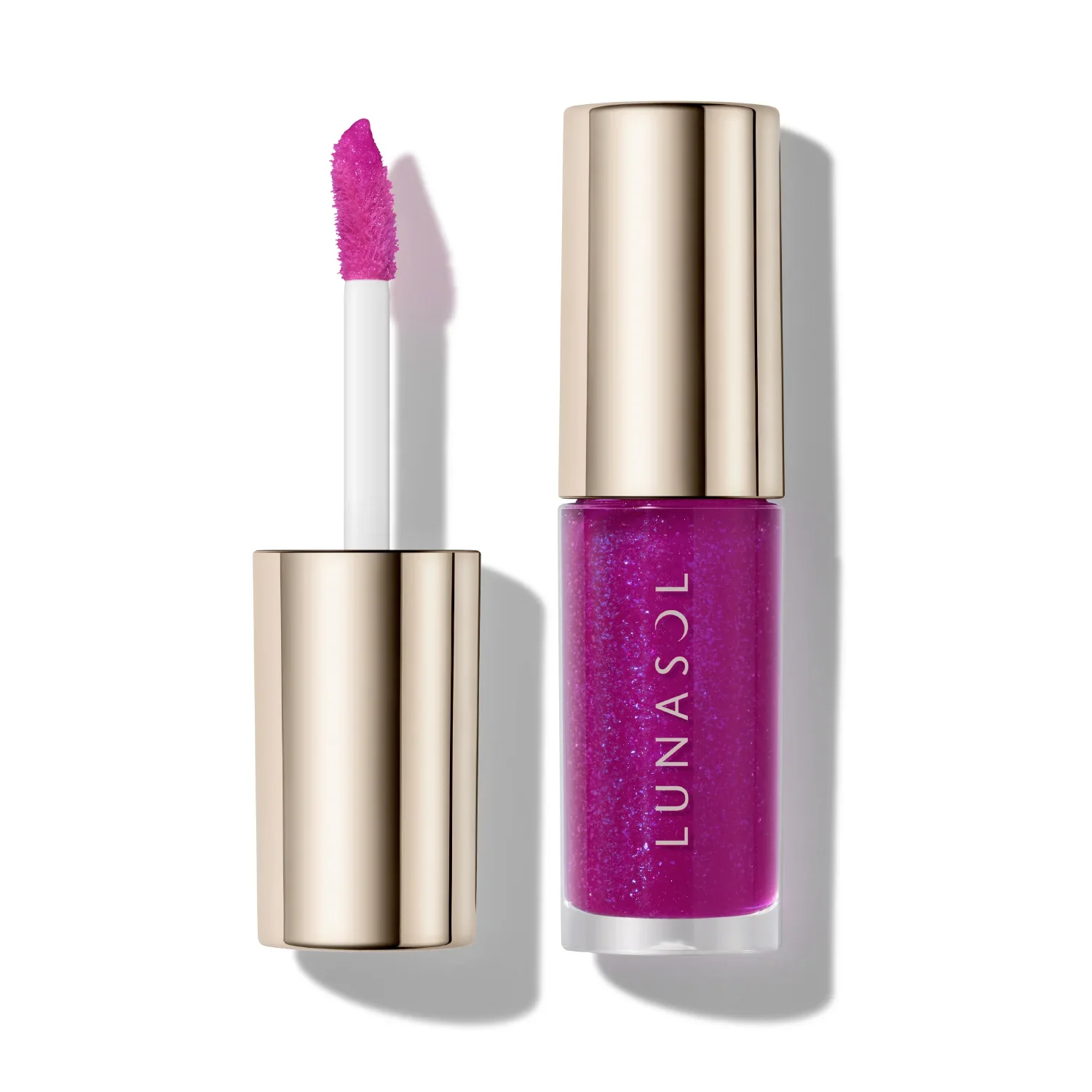 Lunasol Illuminating Lip Oil - Image 5