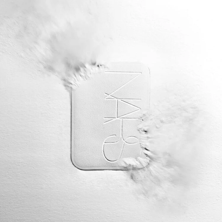 NARS Light Reflecting Setting Powder Presto N - Image 4