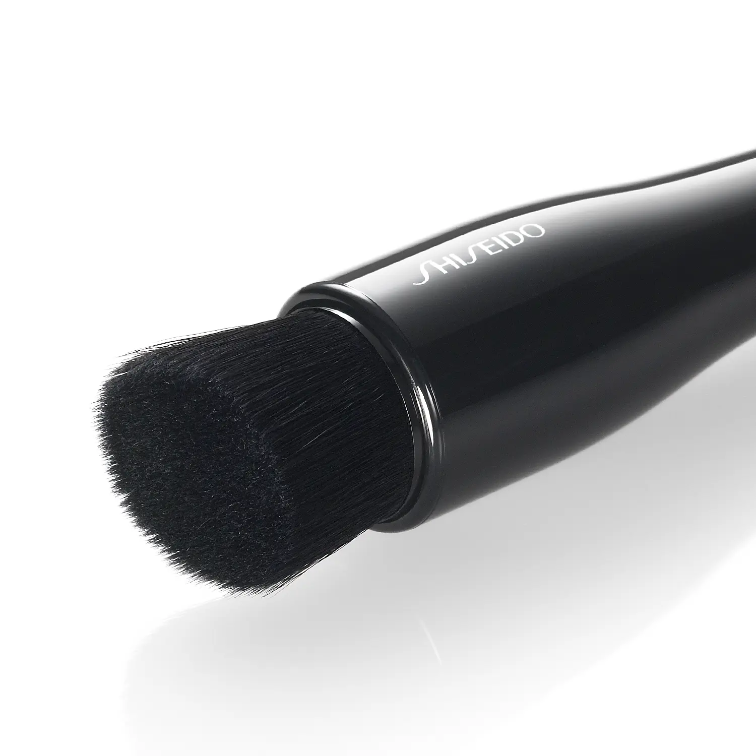 Shiseido Hasu Fude Foundation Brush - Image 3