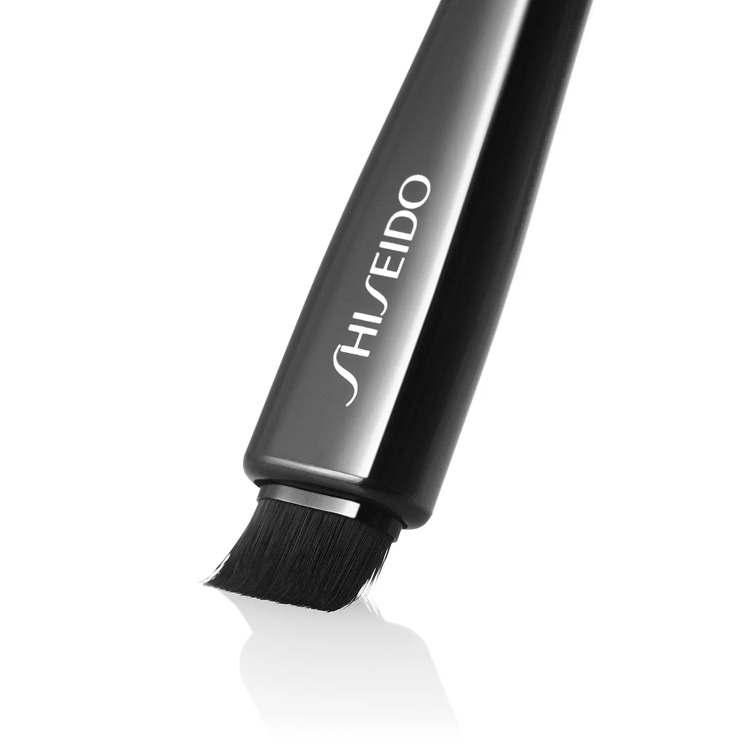Shiseido Yane Hake Precision Eye Brush - Image 4