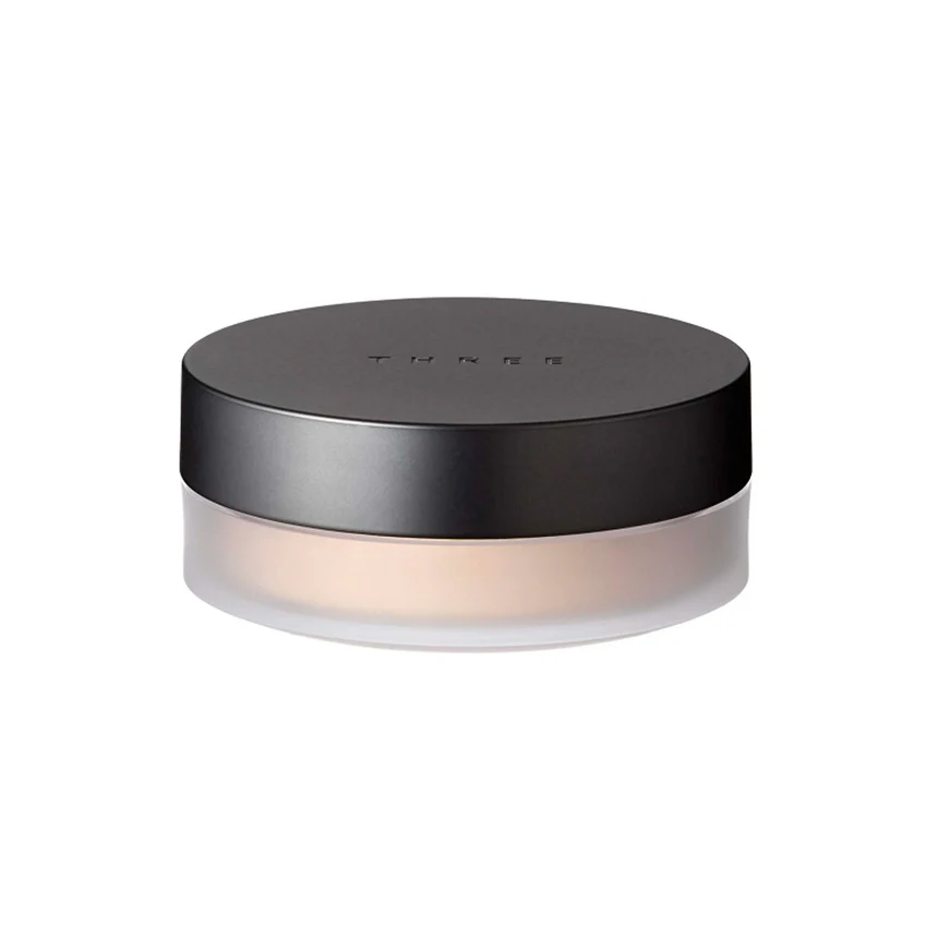 THREE Advanced Ethereal Smooth Operator Loose Powder - Image 2