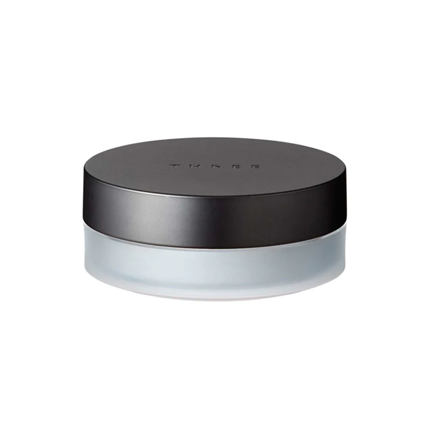 THREE Advanced Ethereal Smooth Operator Loose Powder - Image 7