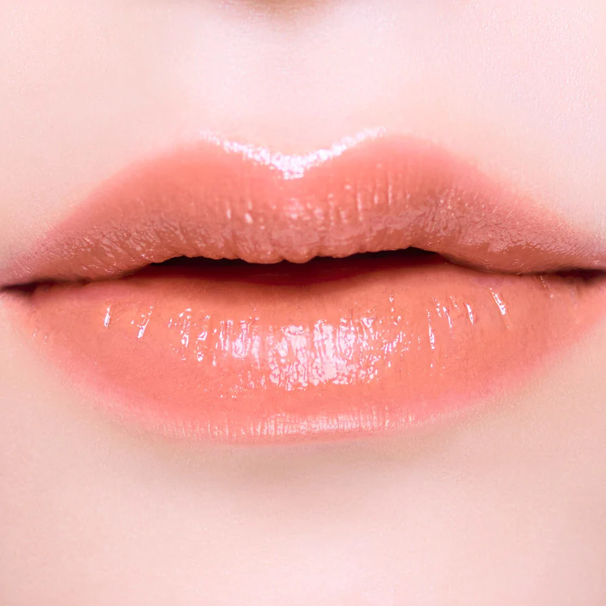THREE Dream On Alluring Lip Stick - Image 21