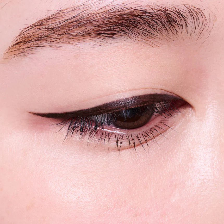 THREE Fun To Funky Liquid Eyeliner - Image 15