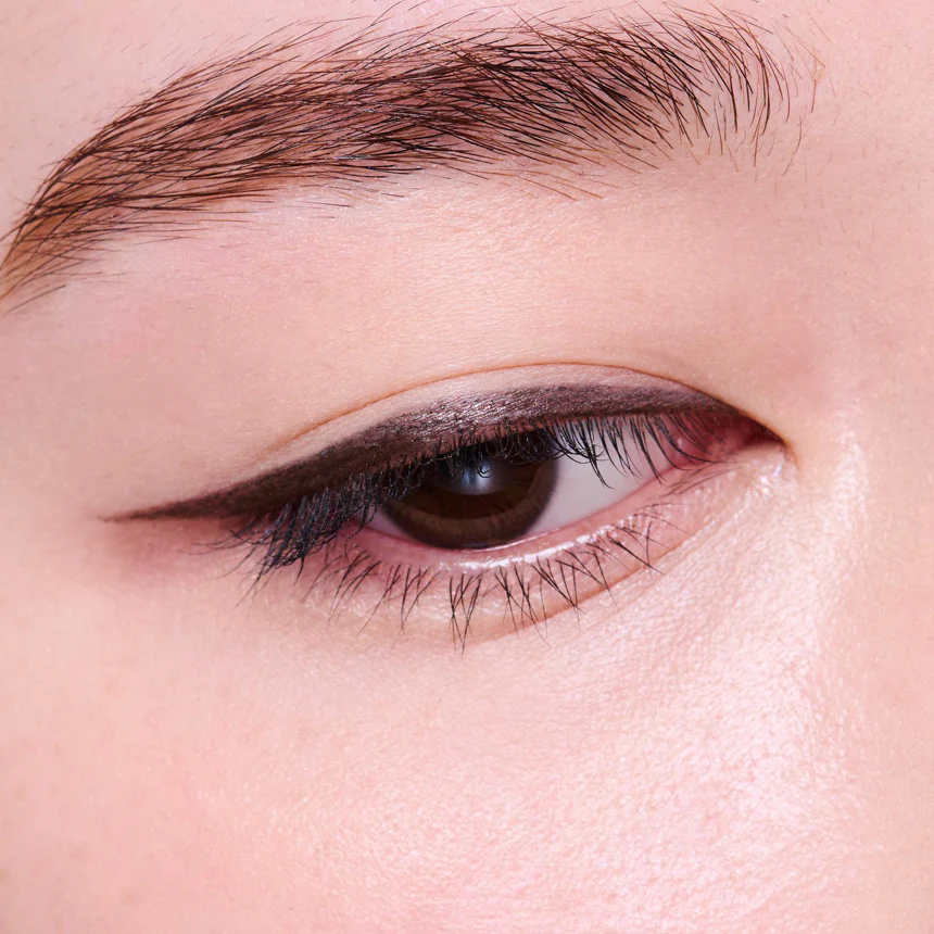 THREE Fun To Funky Liquid Eyeliner - Image 9