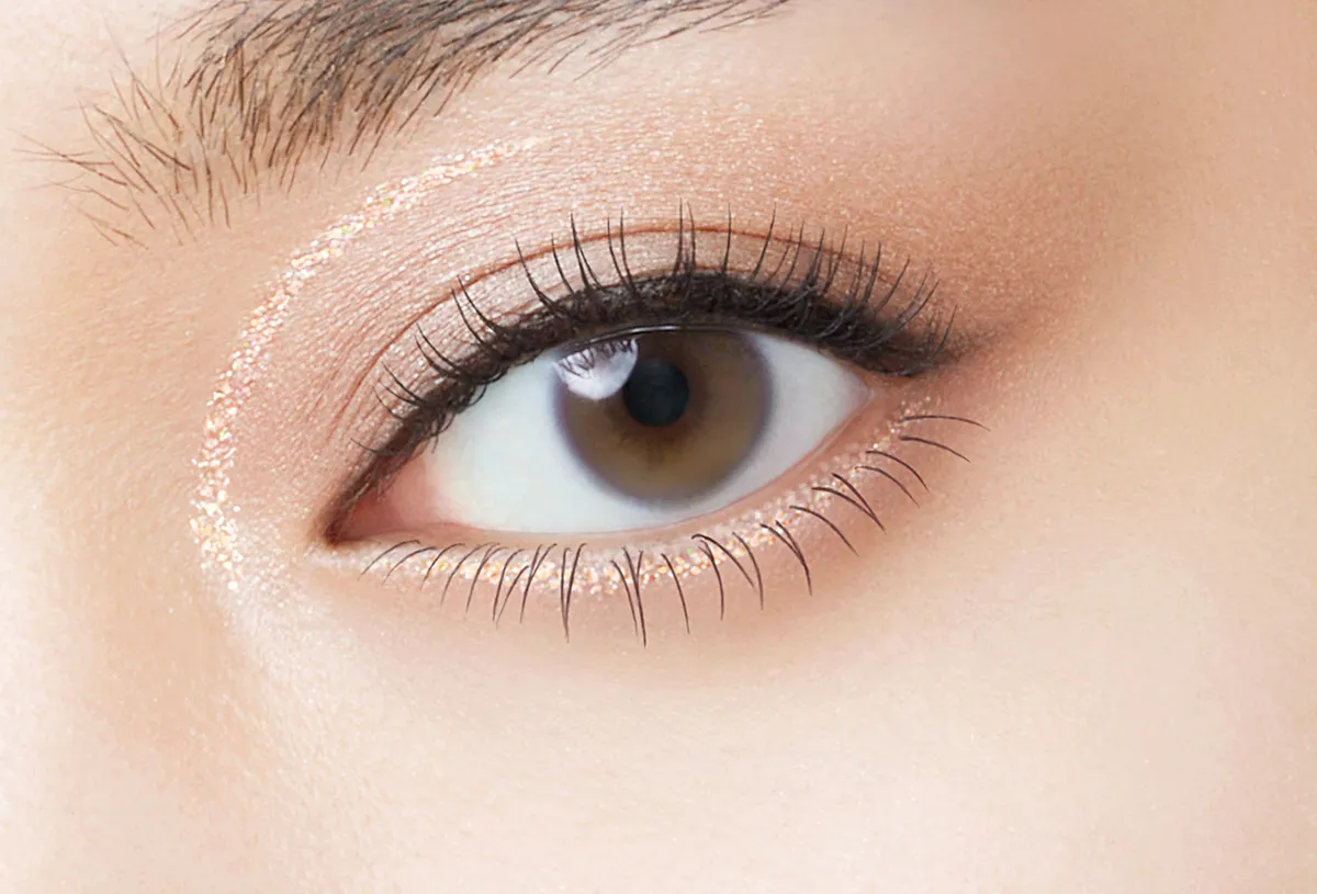 Visee 3D Glitter Eye Liquid - Image 15